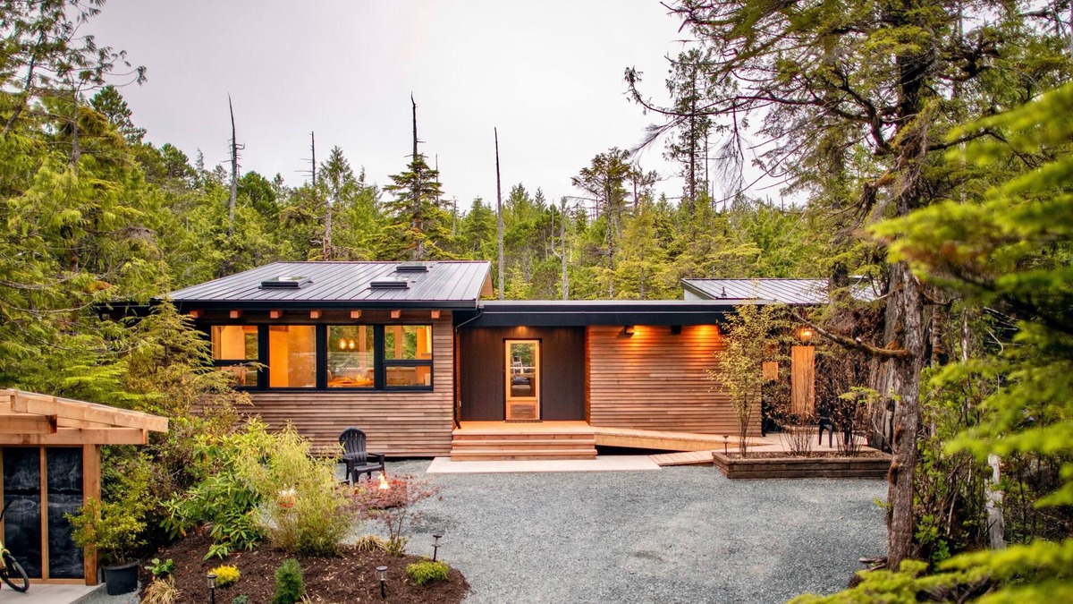 Tofino House | Drift Woods