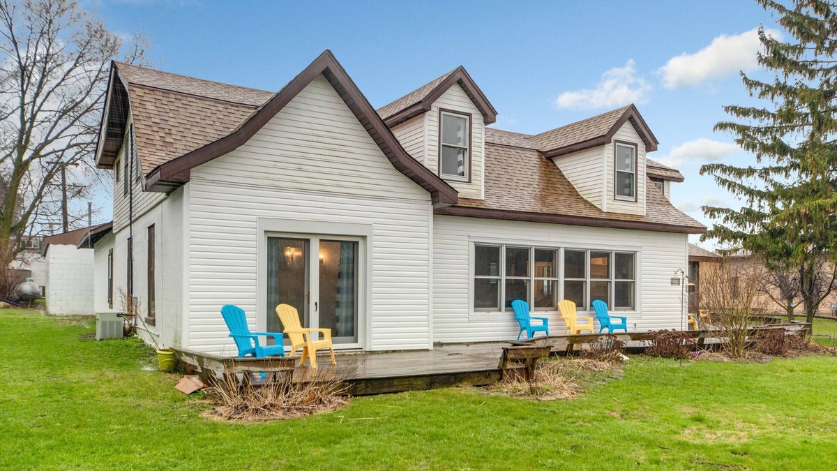 Antioch Cottage | Driftwood, Cozy Waterfront Cottage, Separate Unit