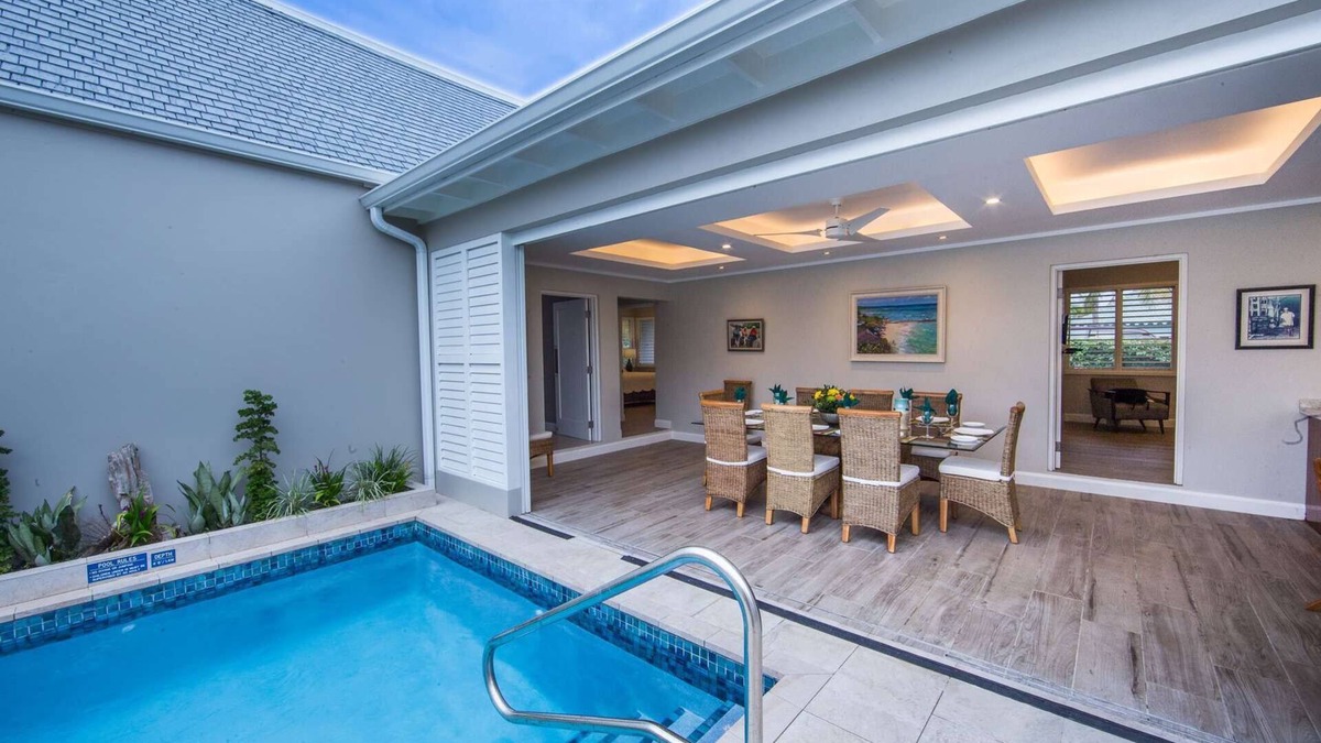 Silver Sands Villa | Driftwood Villa (2/3 Rooms)