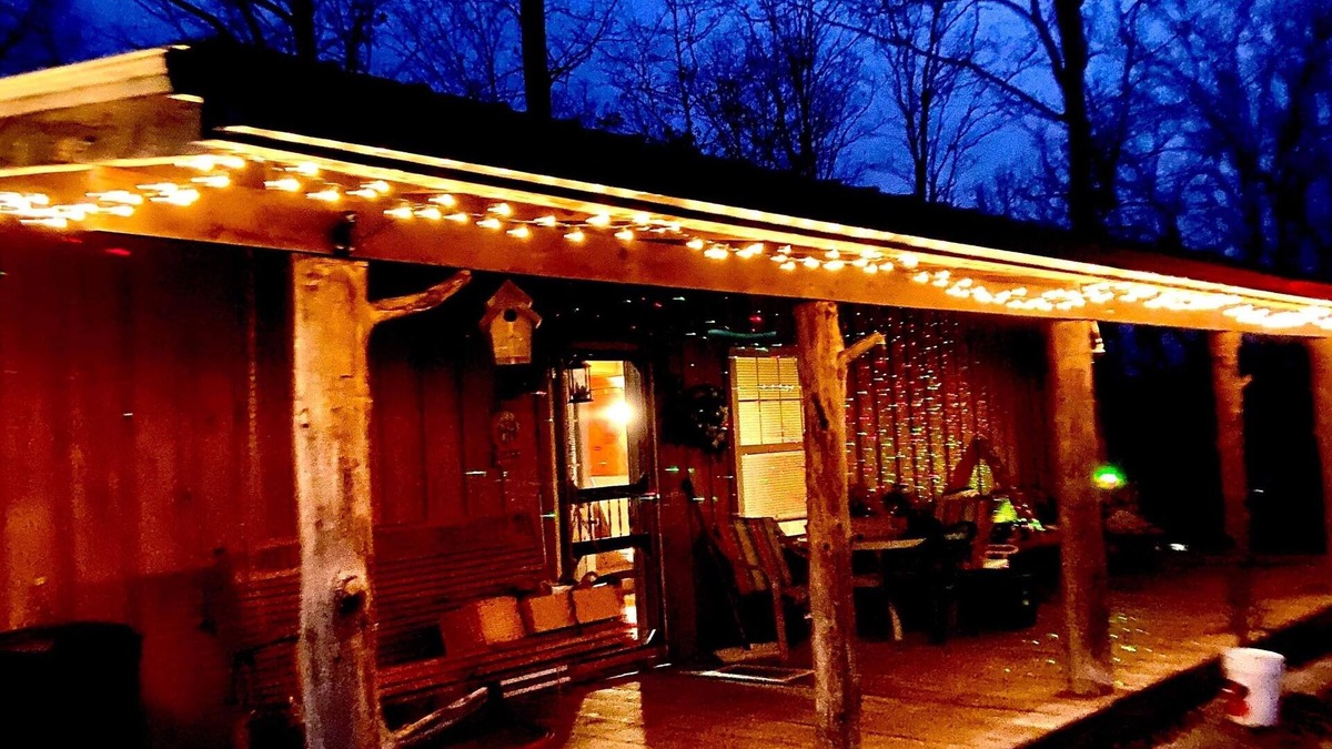 Bronston Cabin | Dripping Springs Cabin