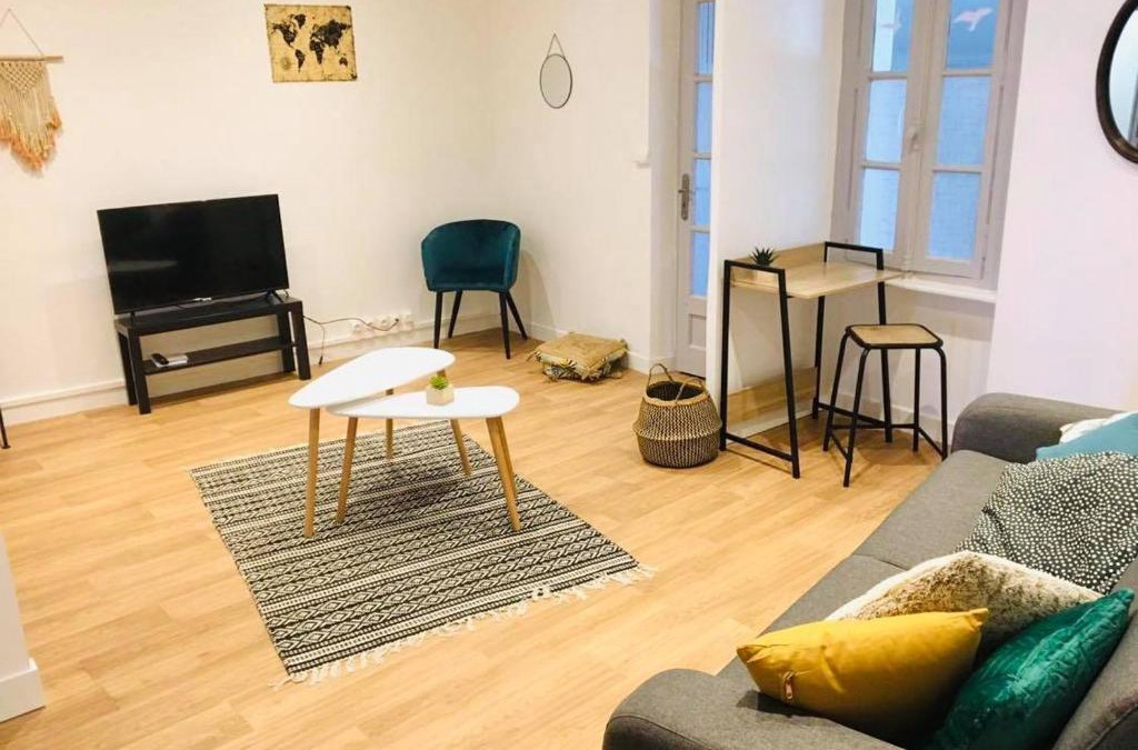 Carcassonne Apartment | Drissia&Othman Grande Casa