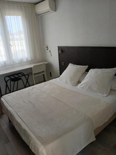 Saint-Paul-Trois-Chateaux Hotel | Dromsudhotel