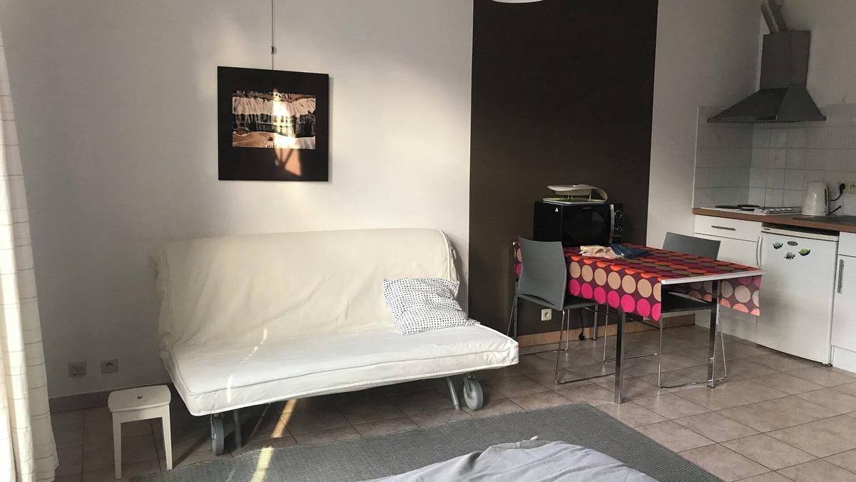 Gembloux Apartment | Drop off your suitcases: Convenient, comfortable and very clean Erasmus