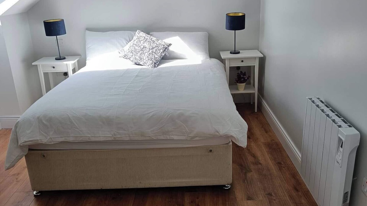 Darragh Apartment | Drumquin Accommodation nRoom 2