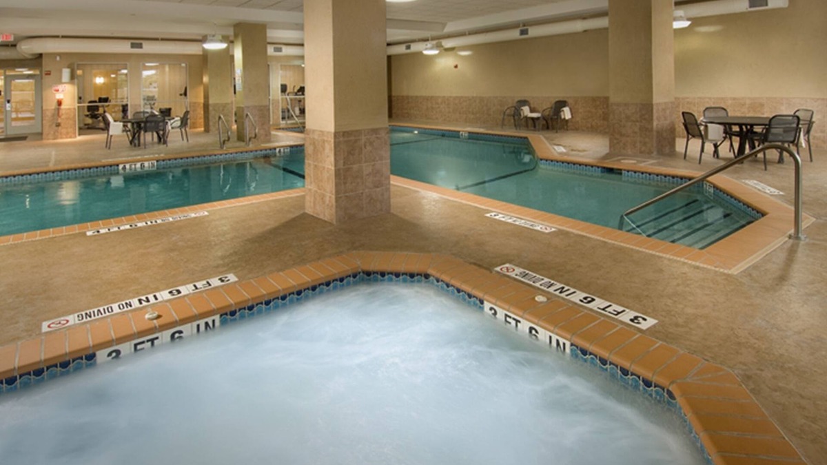 Wetmore Hotel | Drury Inn & Suites Near La Cantera Parkway
