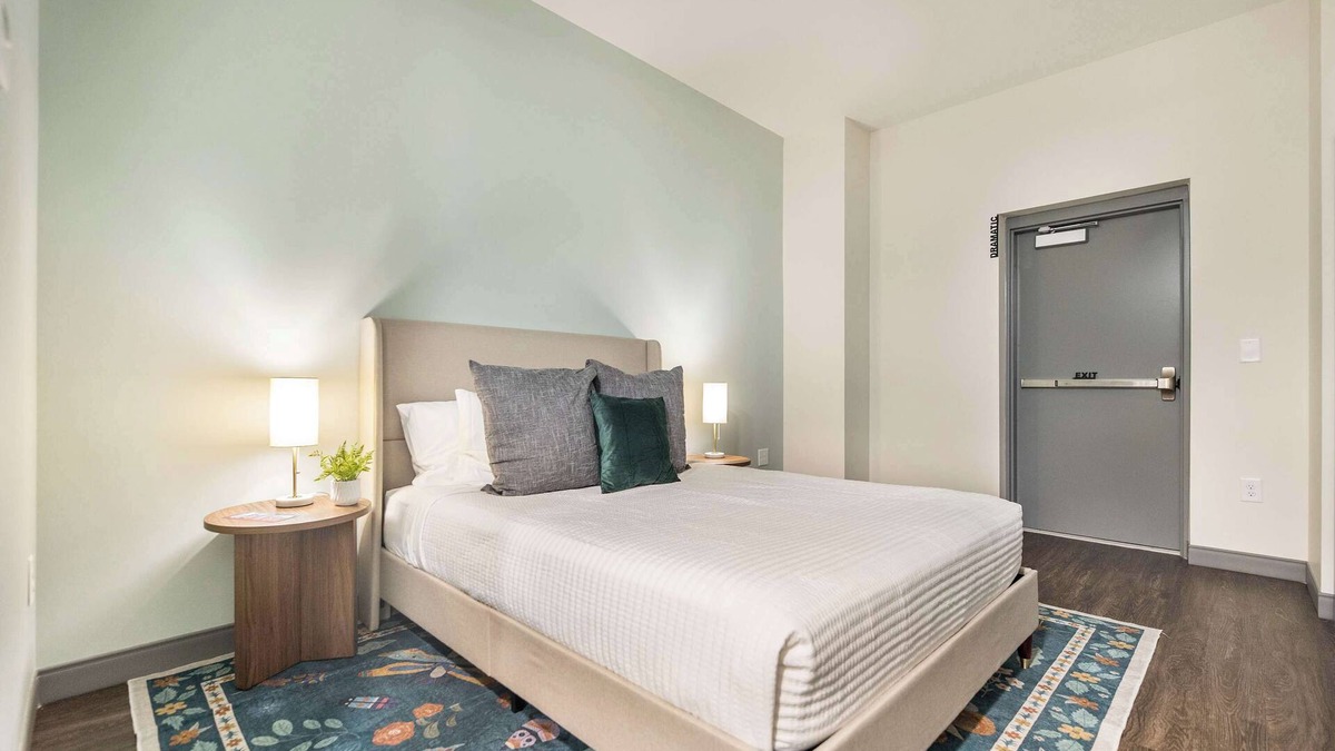 Macon Apartment | Dual Stay Near Atrium Hospital | 1 Mi to Cherry St; Mercer Music at Capricorn –
