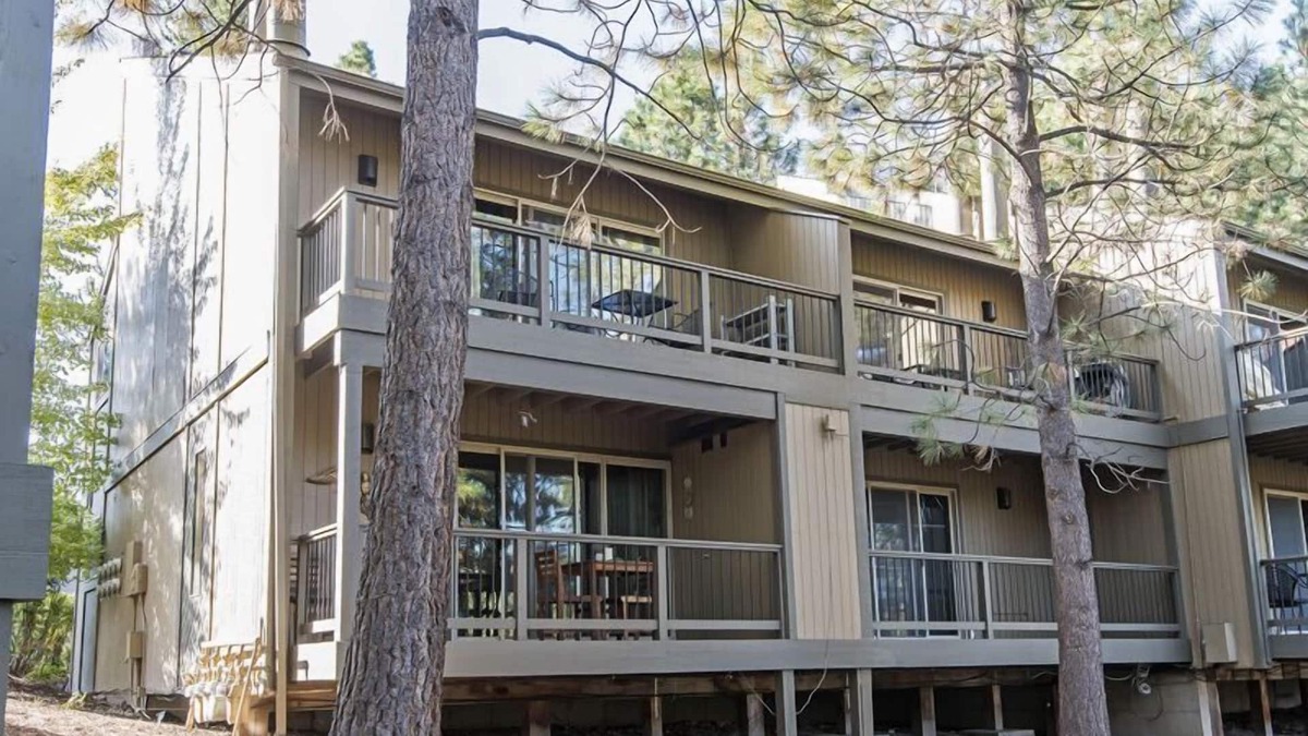 Century West Condo | Duel Upper-Level Condos with Mt. Bachelor Village Amenities!