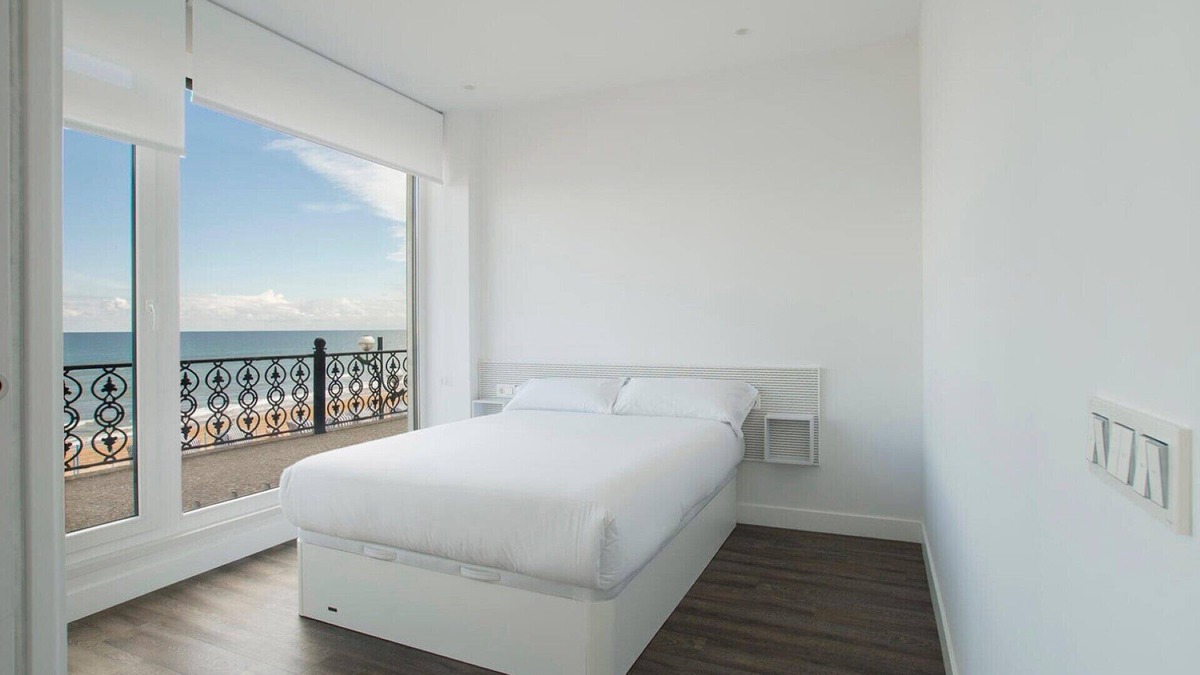 Zarautz Apartment | Duke apartment by Egona