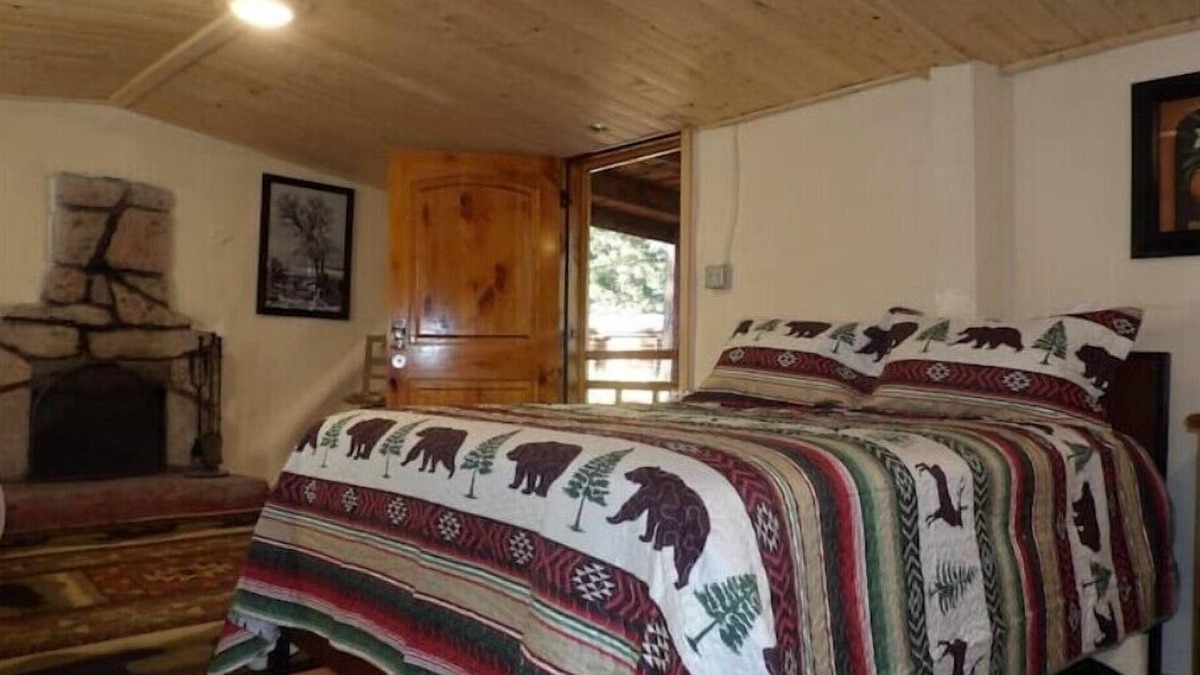 El Porvenir Cabin | Dumont Cabin - El Porvenir Cabins - Hermits Peak