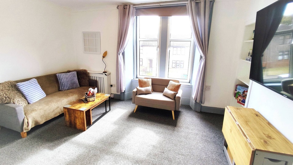 Murthill Apartment | Dundee Football Stadium ApartmentnCozy 2 bedroom Apartment - Sleeps 5 guests
