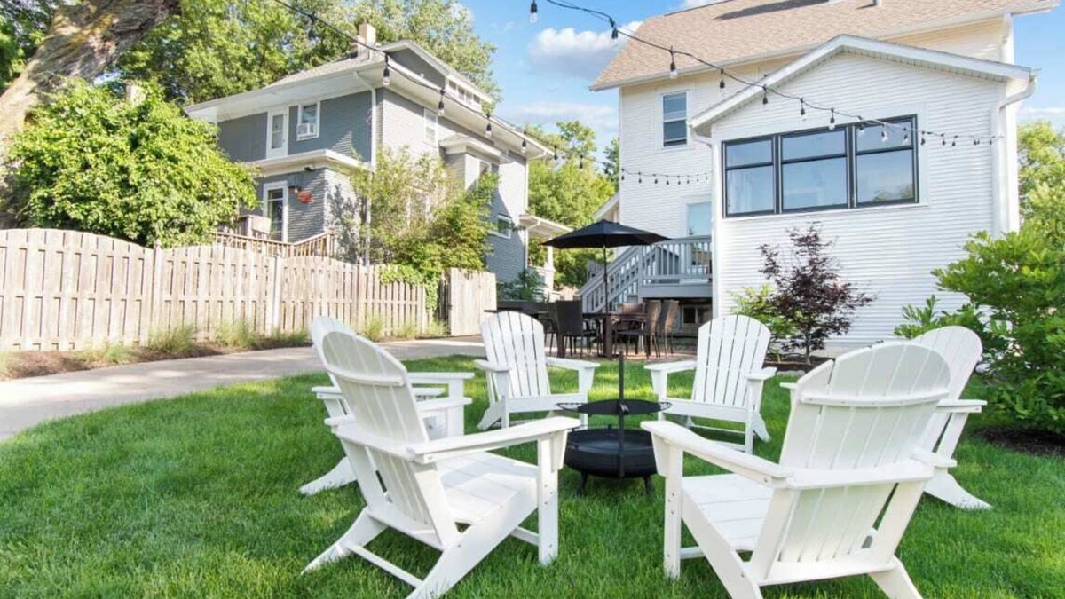 Dundee-Happy Hollow Historic District House | Dundee Garden House | Home Gym, Fire-Pit, S'mores!