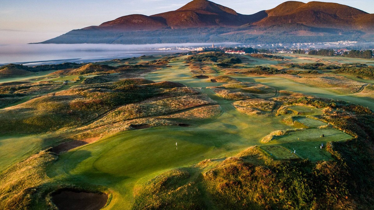 Newcastle Hotel | Dundrum Inn