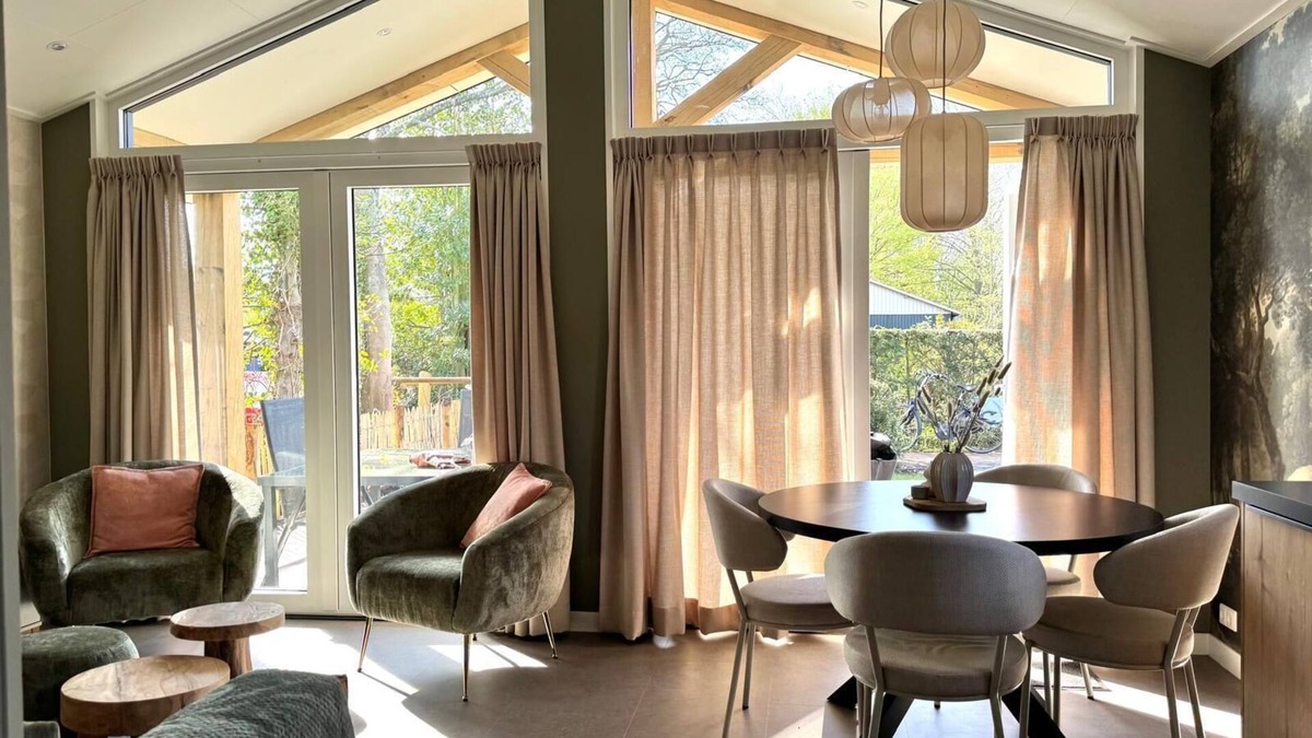 Egmond-Binnen House | Dune Chalet directly against the dunes for 4 persons