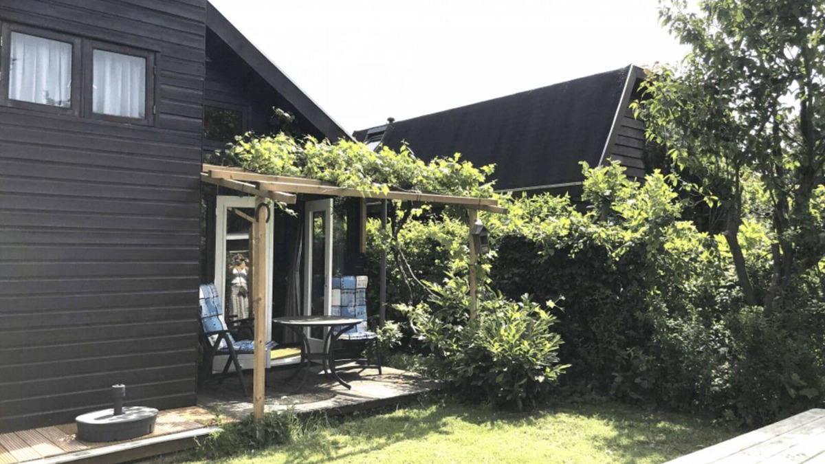 Egmond-Binnen House | Dune house directly against the dunes for 4 persons
