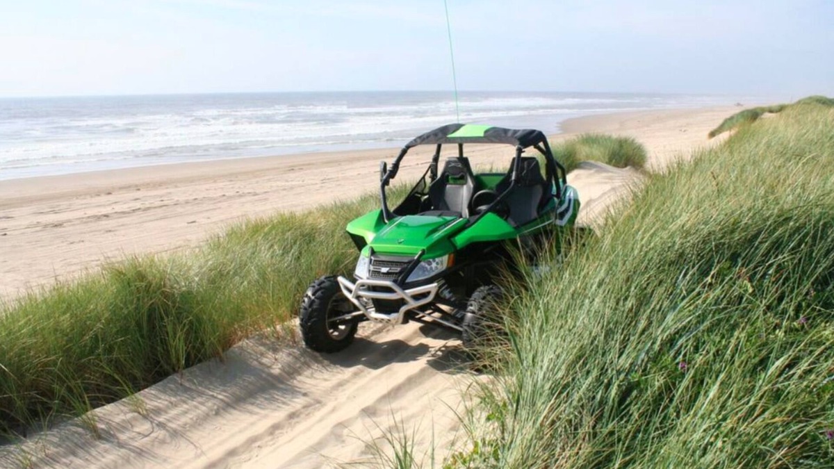Saunders Lake House | Dune Riders Dream - Direct Dune Access - 2 Bdr 1 Ba Sleeps 5