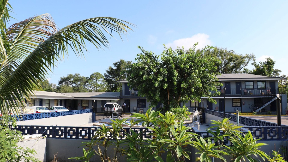 Dunedin Hotel | Dunedin Cove Motel