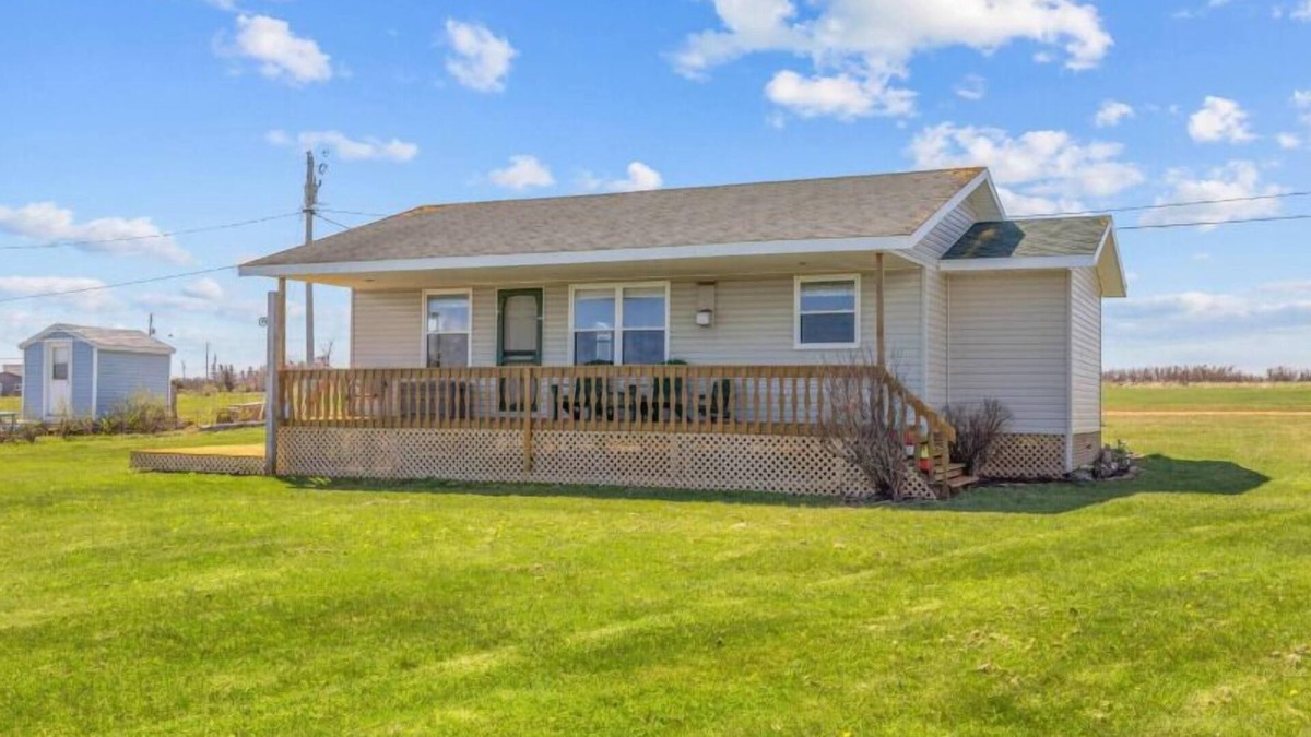 New London House | Dunes and Dreams - Waterview Cottage