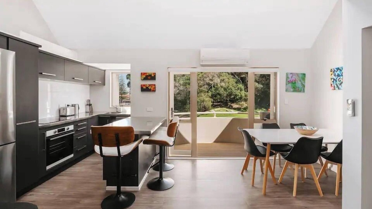 Mount Maunganui House | Dunes on Drury ~ Mount Maunganui - Beyonder Holiday Homes