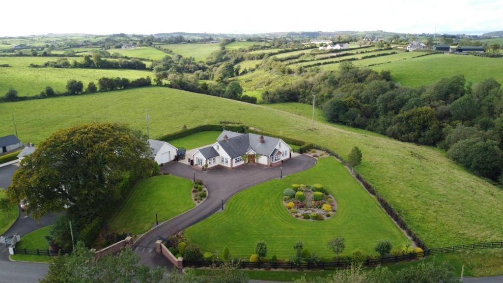 Dungannon House | Dungannon 2 Bed Bungalow - Sleeps 5 - Pet Friendly