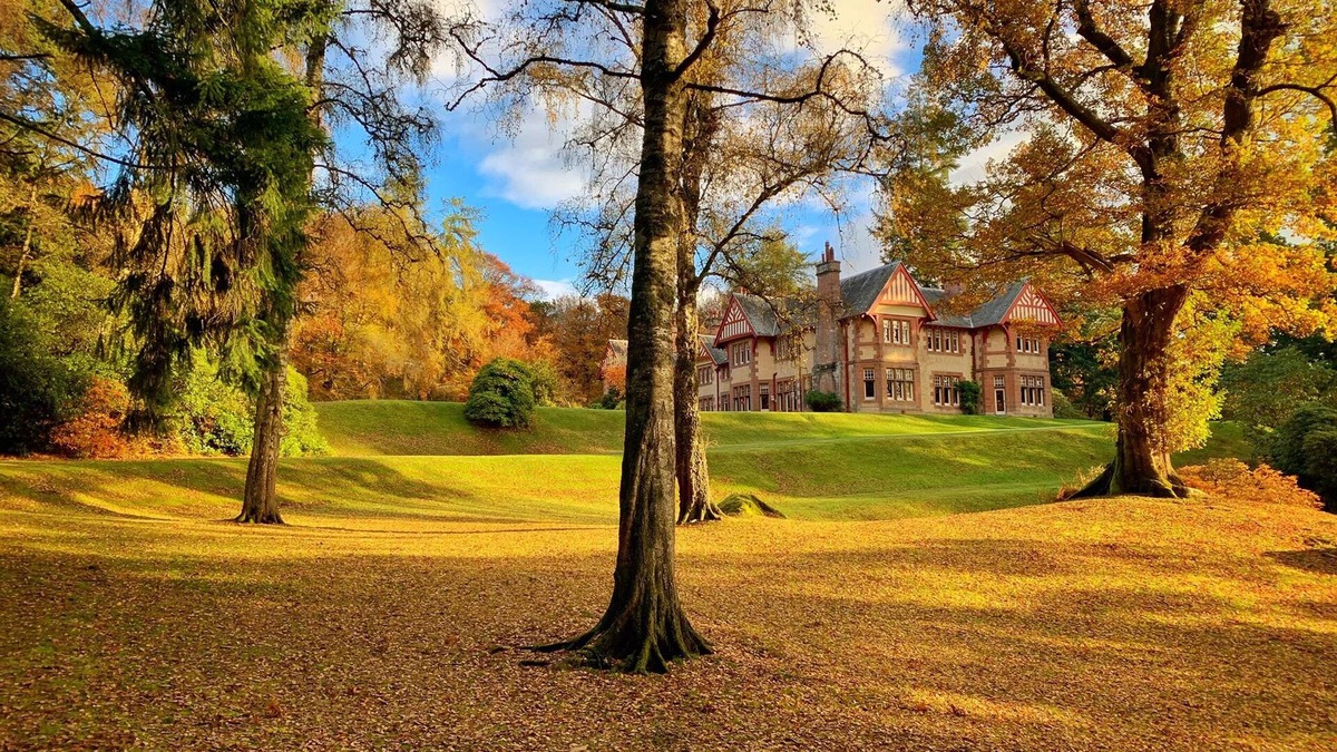 Murthly Cottage | DUNGARTHILL HOUSE, pet friendly, luxury holiday cottage in Dunkeld