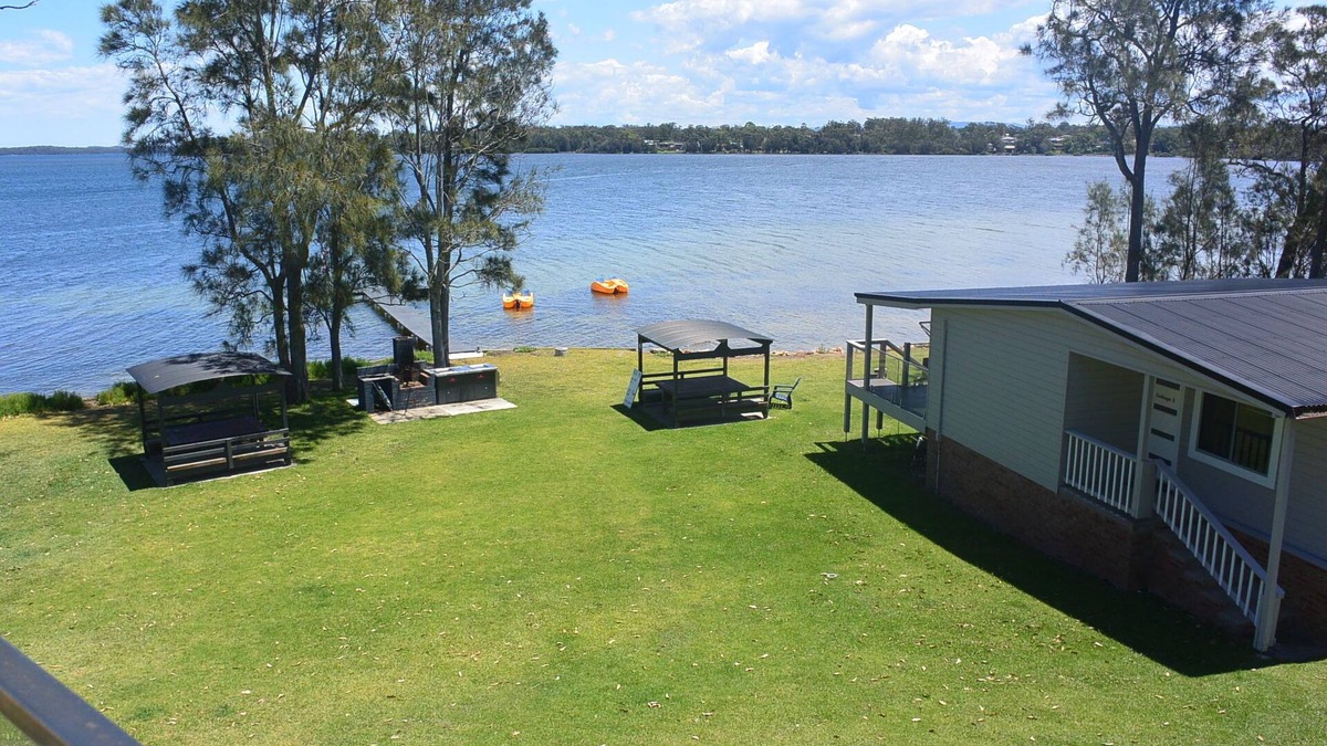 Erowal Bay Apartment | Dungowan Waterfront Apartments
