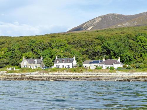 Isle of Arran House | Dunmaghlas