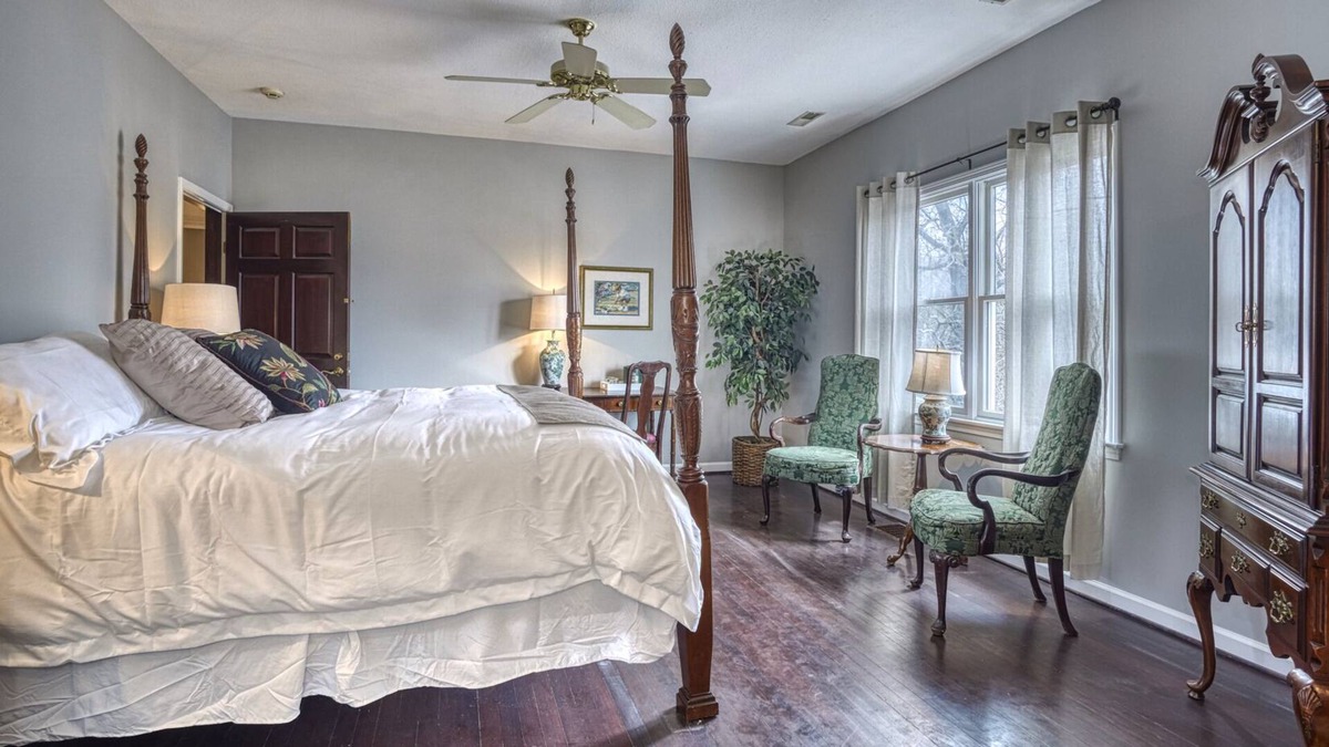 Valparaiso Apartment | Dunnotar Suite in Aberdeen