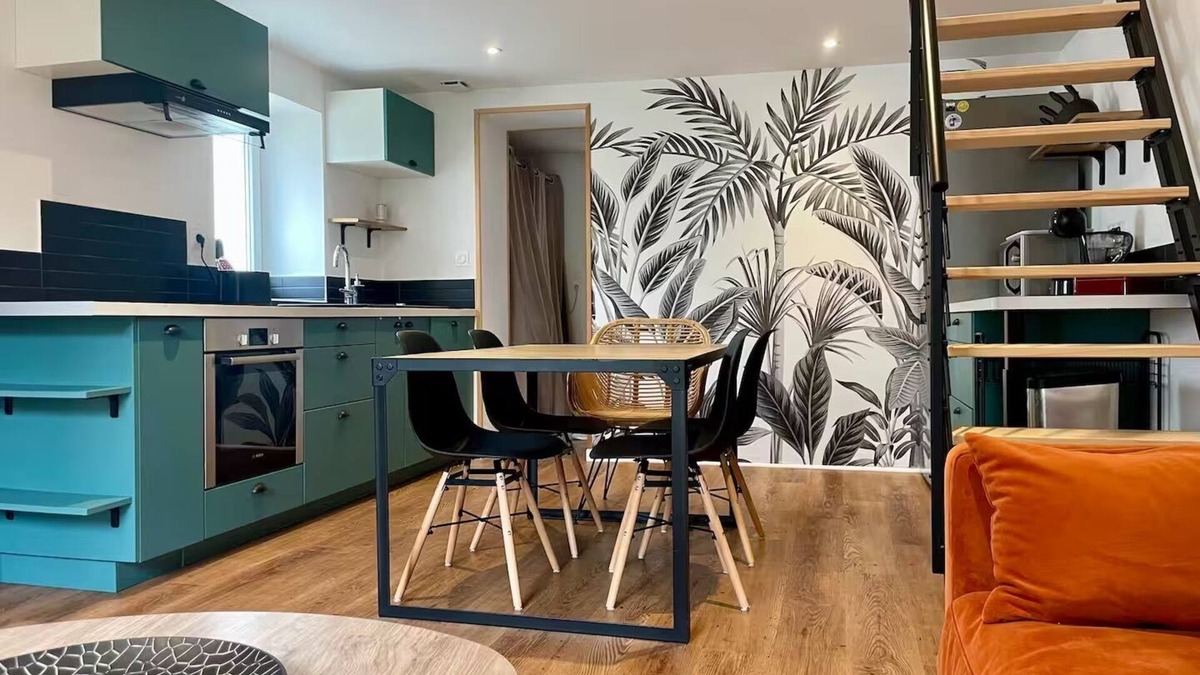 Poitiers Apartment | Duplex 1-6 persons - downtown Poitiers - Quiet - Terrace - Streaming