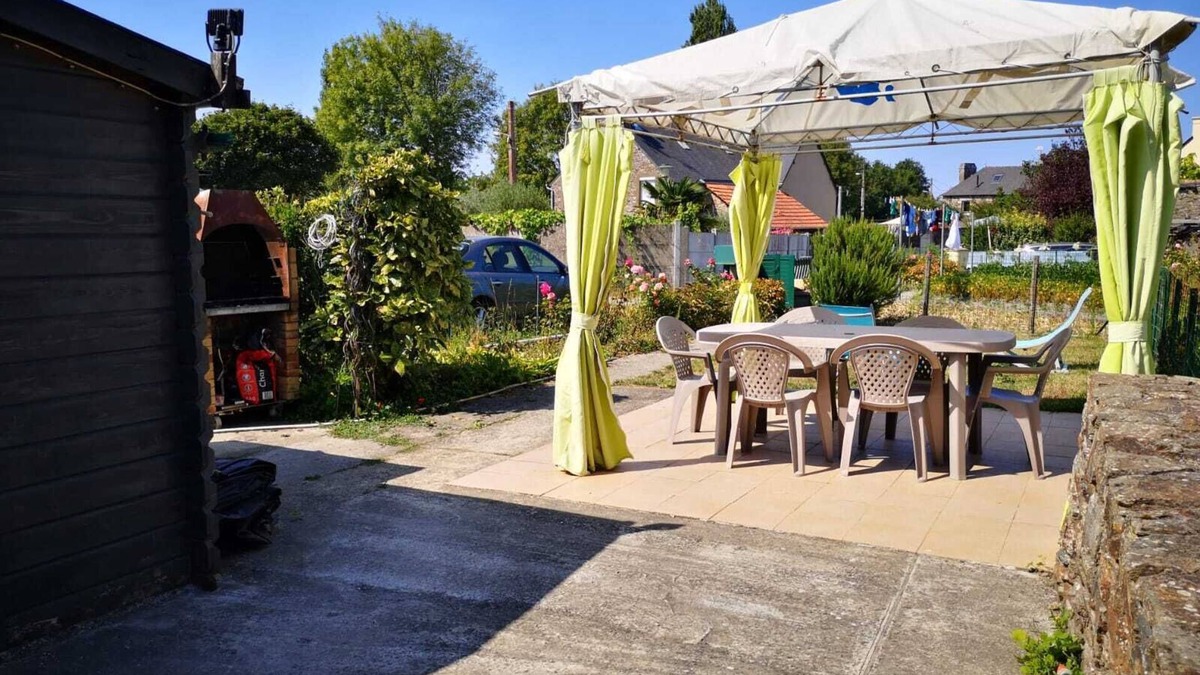 La Fresnais Apartment | Duplex 2km from the Bay of Cancale-Mt St Michel