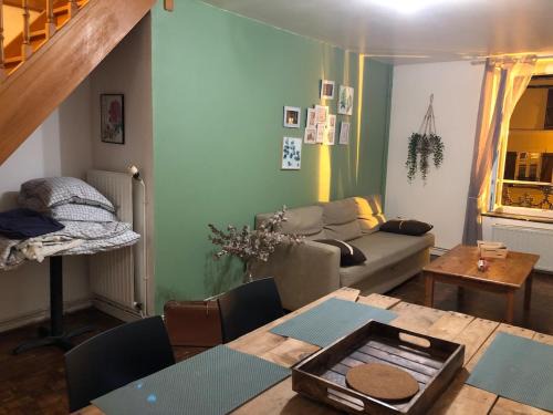 Nogent-l'Artaud Apartment | Duplex 4 couchages chaleureux gare sur place