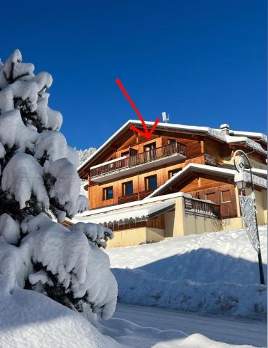 Hauteluce Apartment | DUPLEX 50 m2 aux pieds des pistes les saisies hauteluce et contamines montjoie 6 personnes 1 chambre et un coin nuit