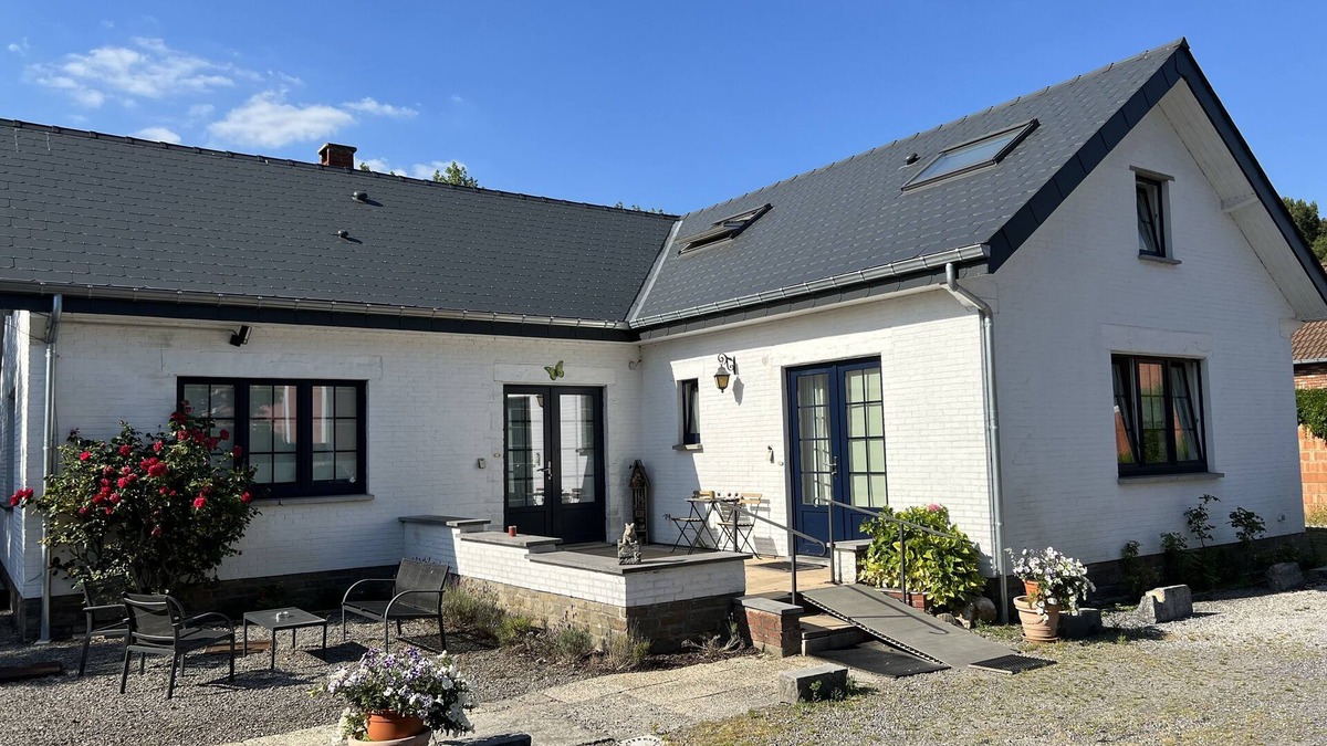Wavre Apartment | Duplex apartment, 9 pers. 1/2 h from Brussels