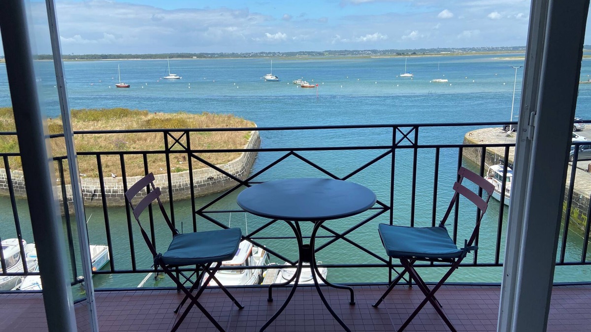 Le Croisic Apartment | DUPLEX APARTMENT/SEAVIEW/FREE PARKING/WIFI/4 PERS/IDEALLY LOCATED