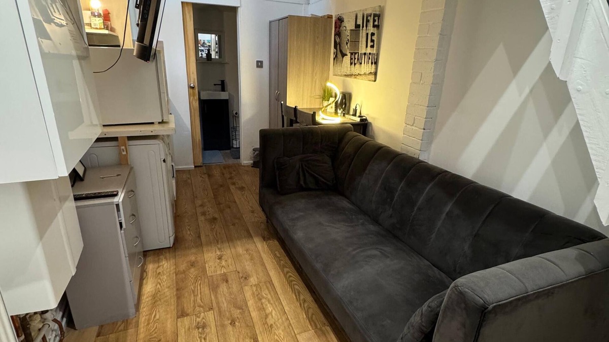 Tea Green House | Duplex apartmentn3 Minute drive to Luton Airport