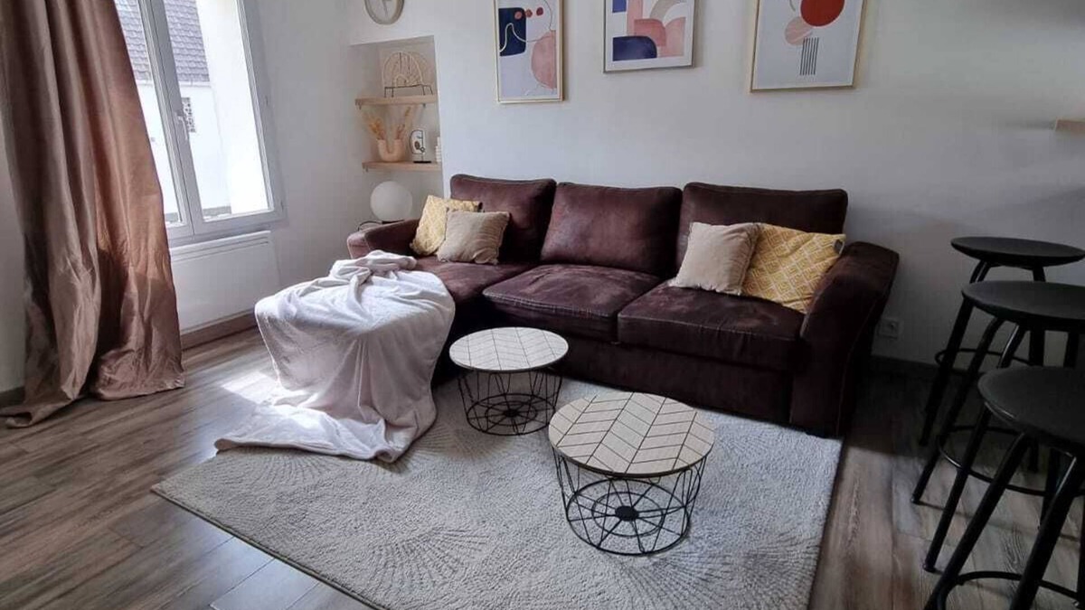 Neauphle-le-Chateau Apartment | Duplex Cocooning Cœur de Ville + Parking
