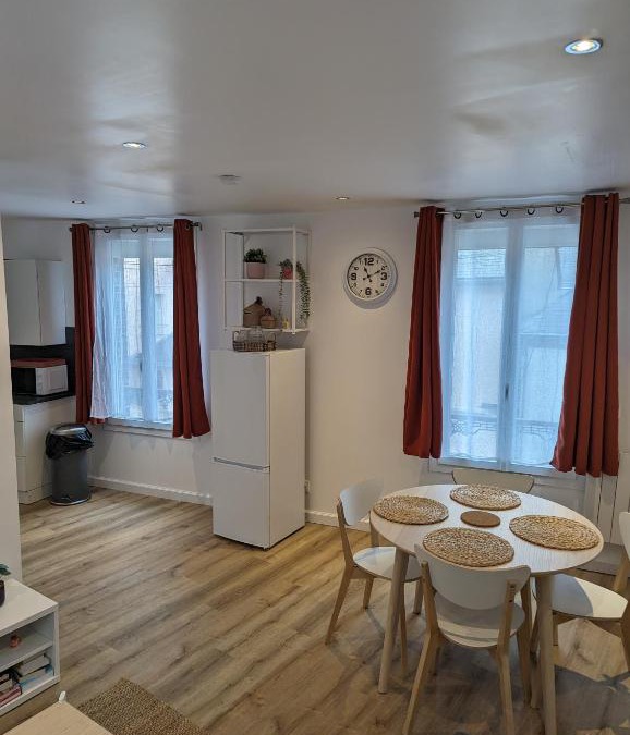 Bonneval Apartment | Duplex de 65 m2, Cœur de Bonneval