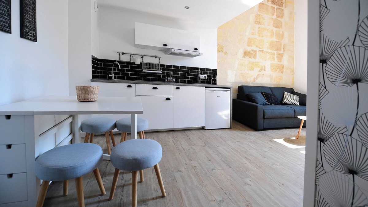 Bordeaux Sud Apartment | ★ DUPLEX ★ DESIGN ★ PARKING (optional) ★ SWEETHOMEBORDEAUX