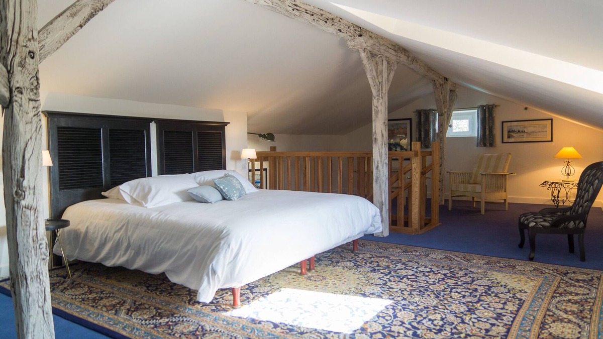 Saint-Maime-de-Pereyrol Bed & Breakfast | Duplex Magnolia in Dordogne, with swimming pool and independent access.