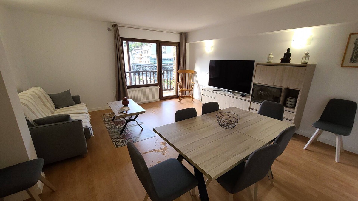 La Massana Apartment | Duplex in front of the Vallnord Pal cable car - Bike park (612)