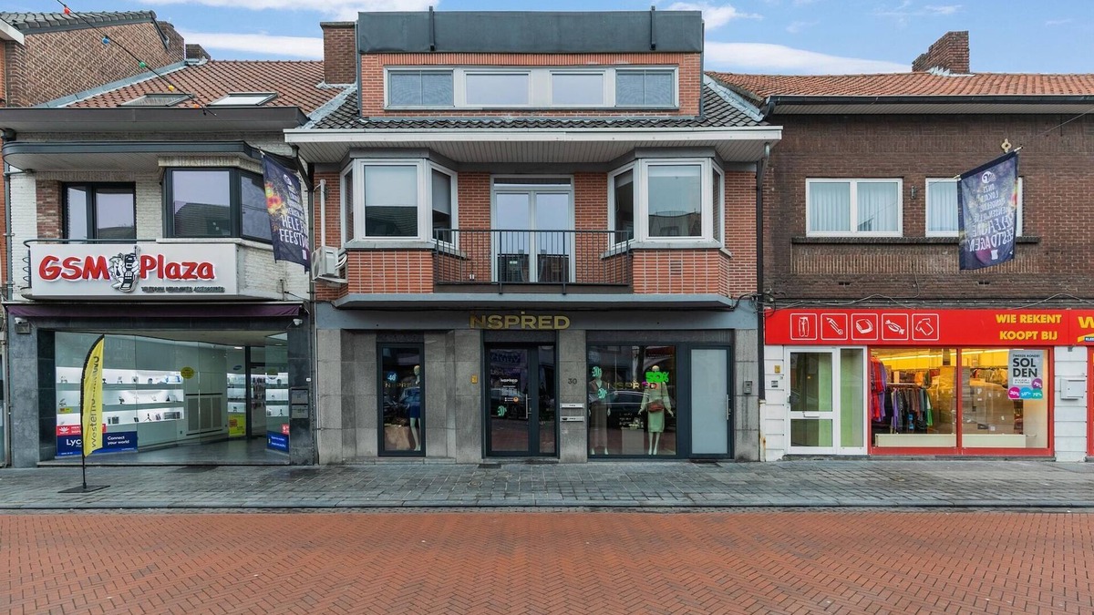 Eisden Apartment | Duplex in Maasmechelen near Shopping Street