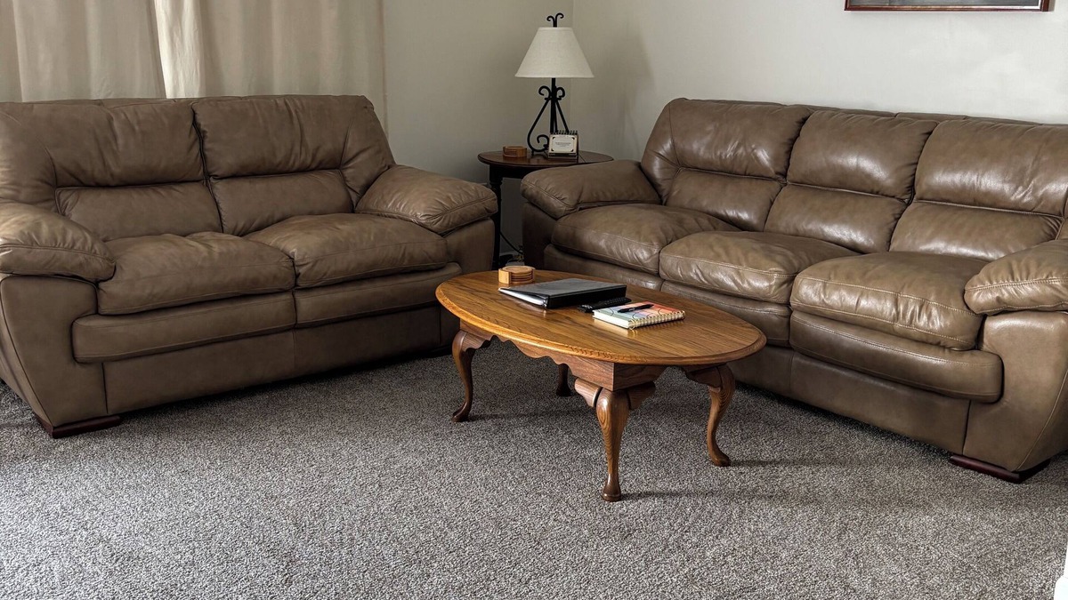Millington House | Duplex in the country ten minutes from Frankenmuth-Betty’s Birch Run Road Place.