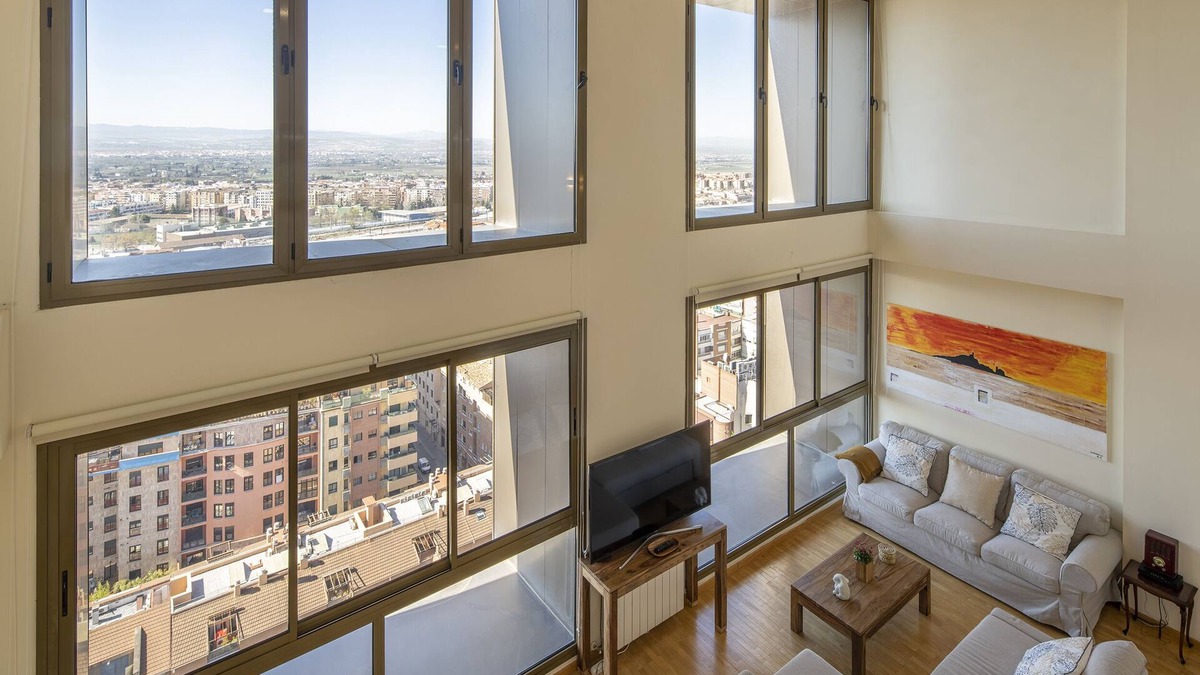 Plaza de Toros-Doctores-San Lazaro Apartment | Duplex Penthouse-18-19th Floor-City Centre-Top Views-Terrace-2 Free Parking