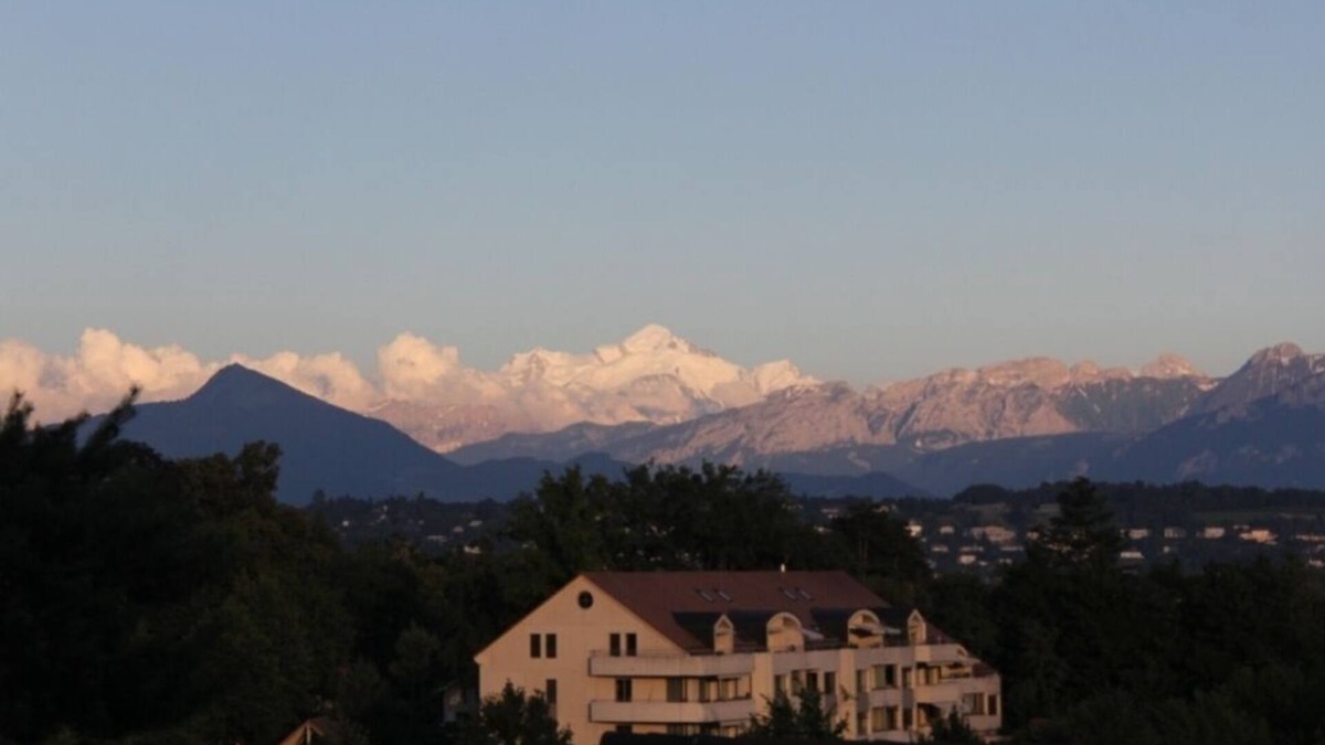 Bellevue Apartment | Duplex With Garden and Mt Blanc View