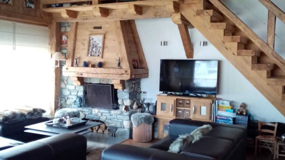 Megeve Apartment | DUPLEX WITH SAUNA IN MEGEVE CENTER (2-8 people)