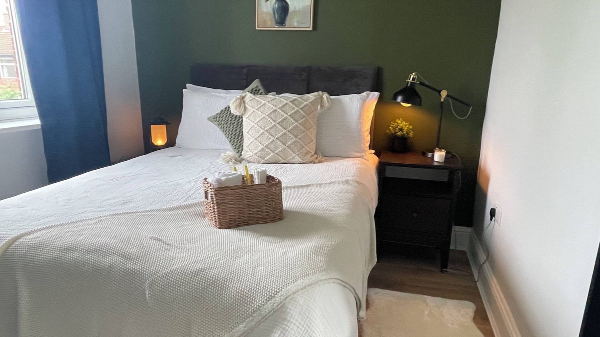 Durham House | Durham Retreat 15 minutes walk from Durham City center.