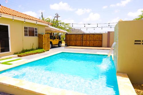 Santa Cruz Villa | Dushi Experience