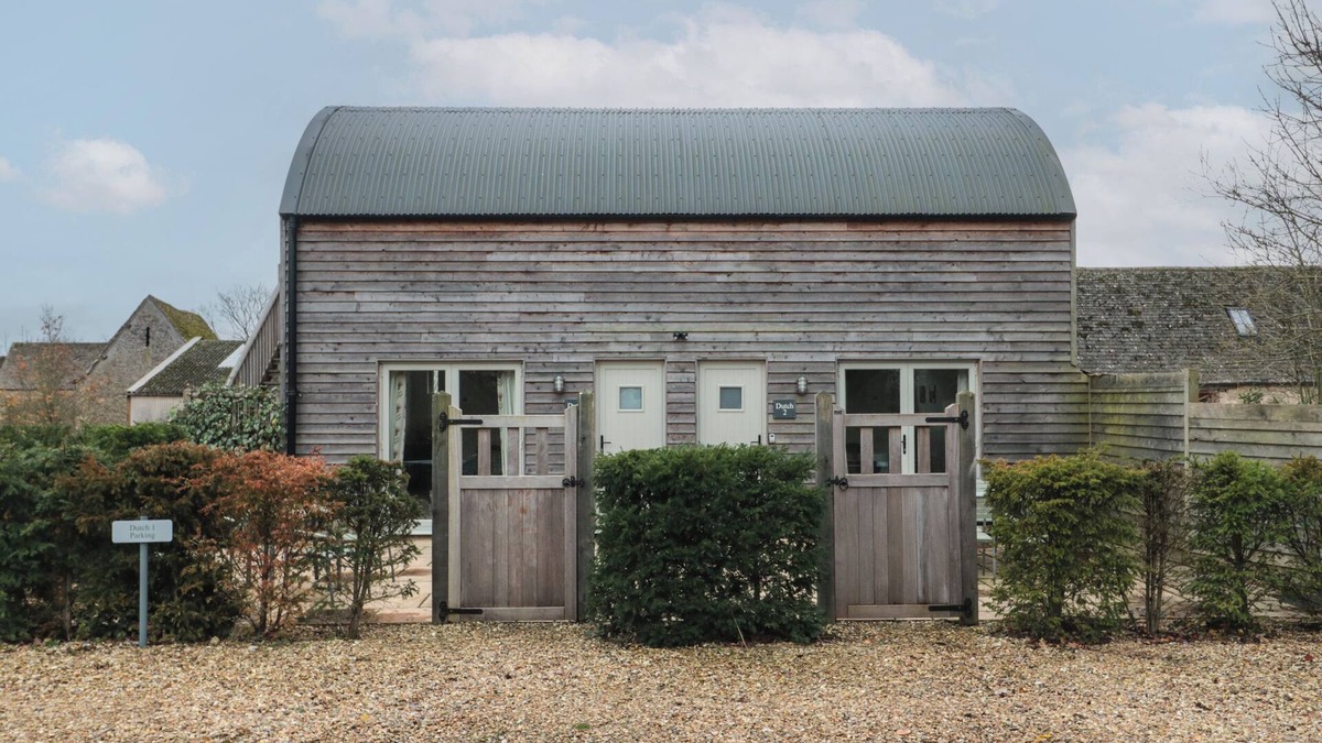 Lechlade Cottage | DUTCH 1, pet friendly, with a garden in Lechlade-On-Thames