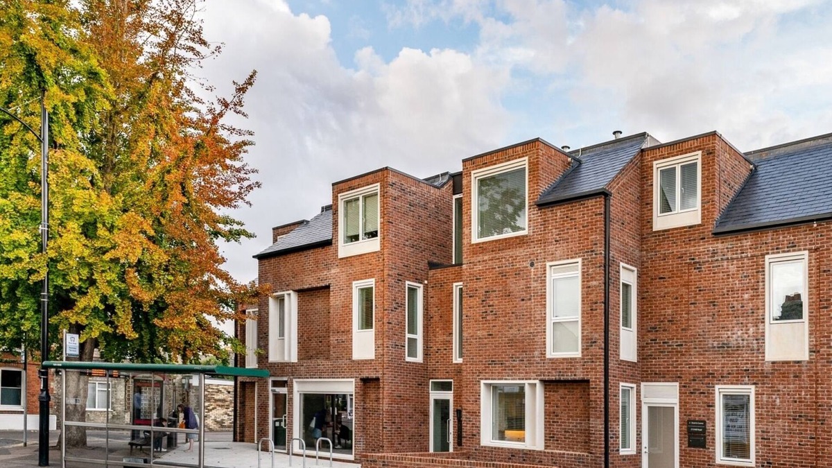 Mill Road Apartment | Dutch's Corner