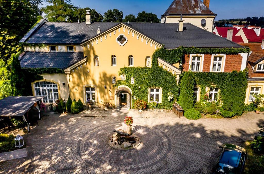 Boratyn Bed & Breakfast | Dwór Boratyn