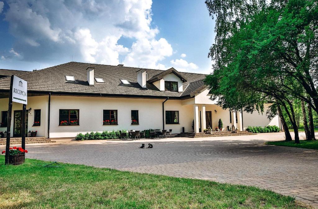 gmina Klembow Bed & Breakfast | Dwór Klembów